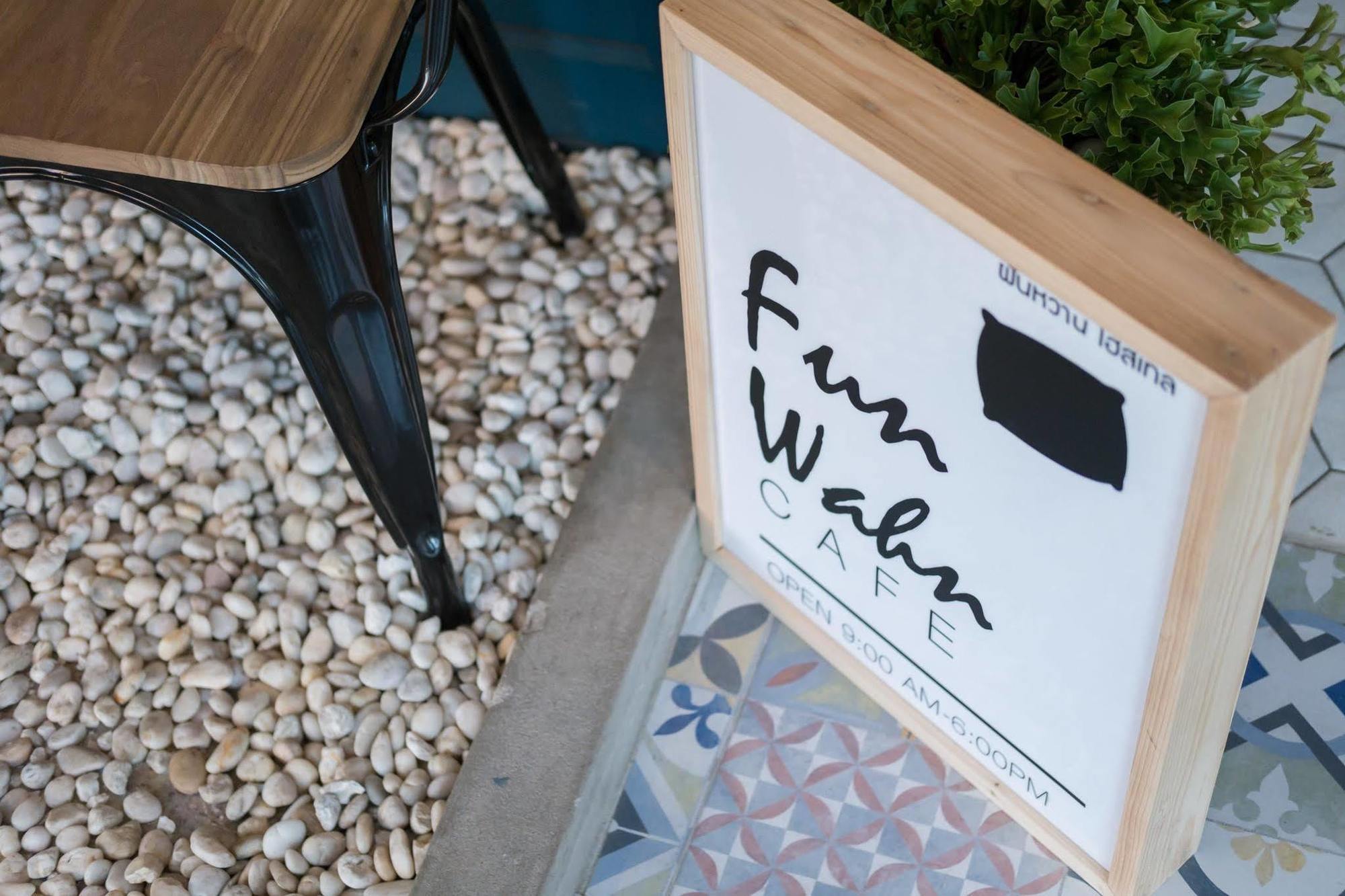 צ'יאנג מאי Funwahn Hostel And Cafe מראה חיצוני תמונה