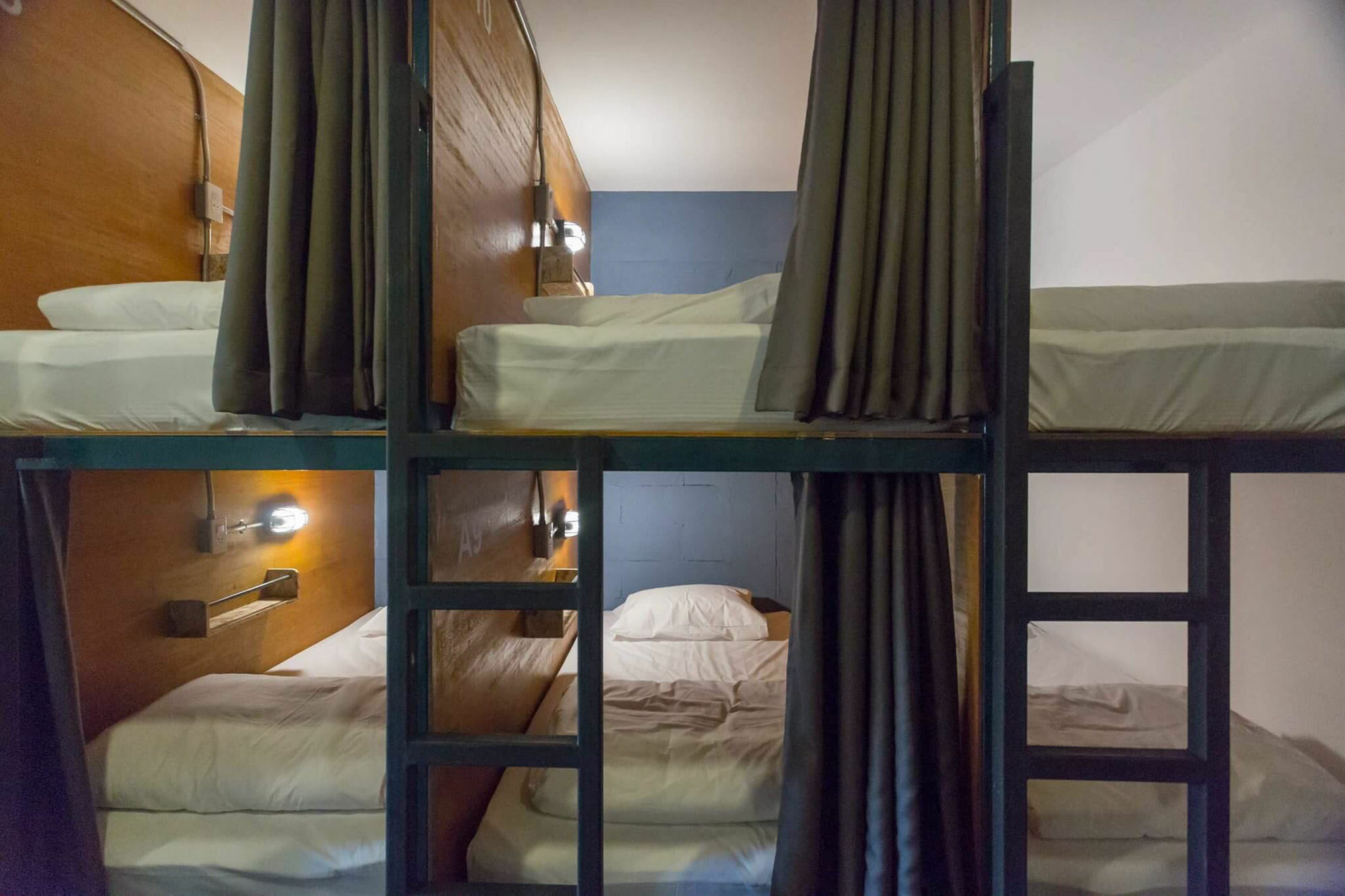 צ'יאנג מאי Funwahn Hostel And Cafe מראה חיצוני תמונה