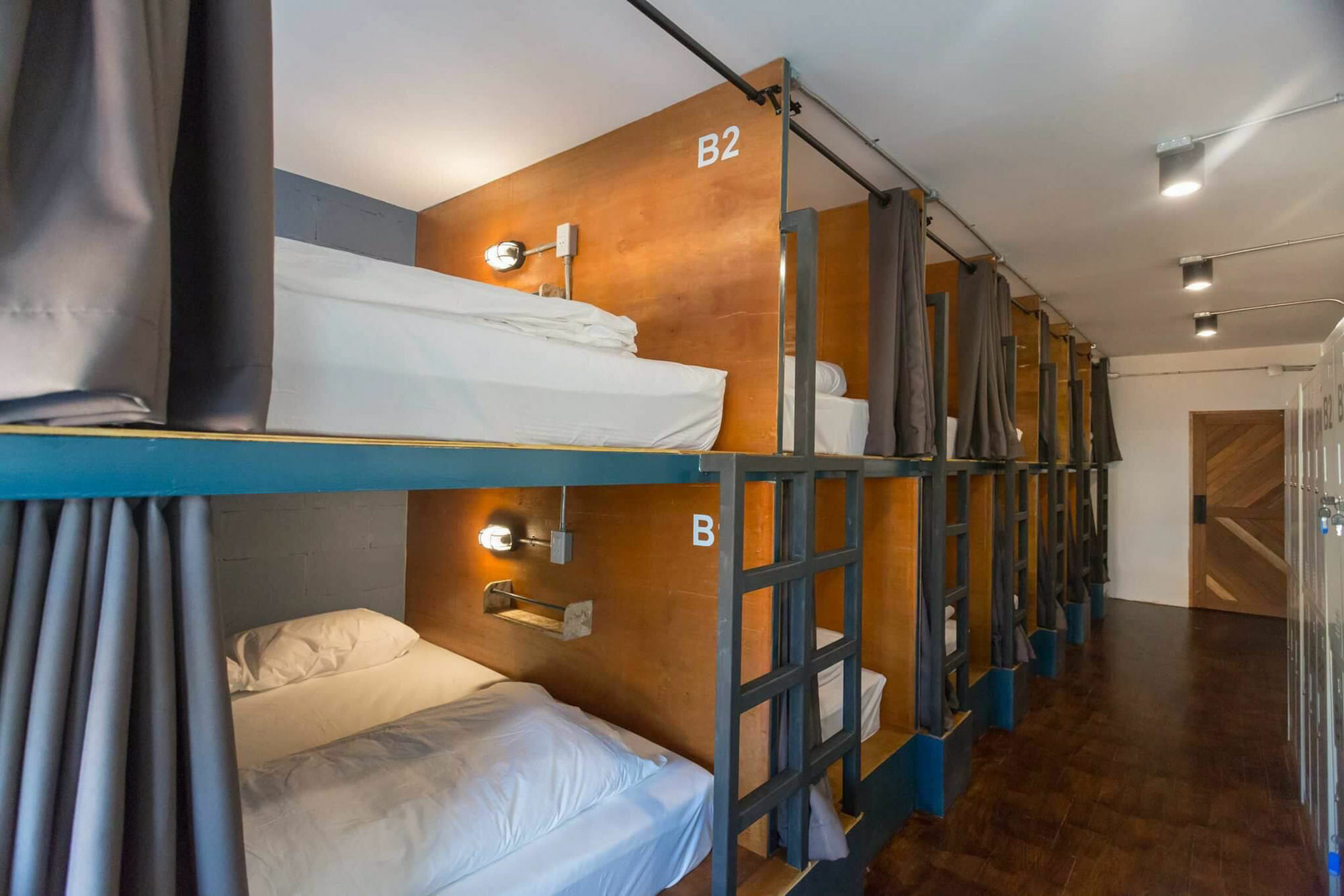 צ'יאנג מאי Funwahn Hostel And Cafe מראה חיצוני תמונה