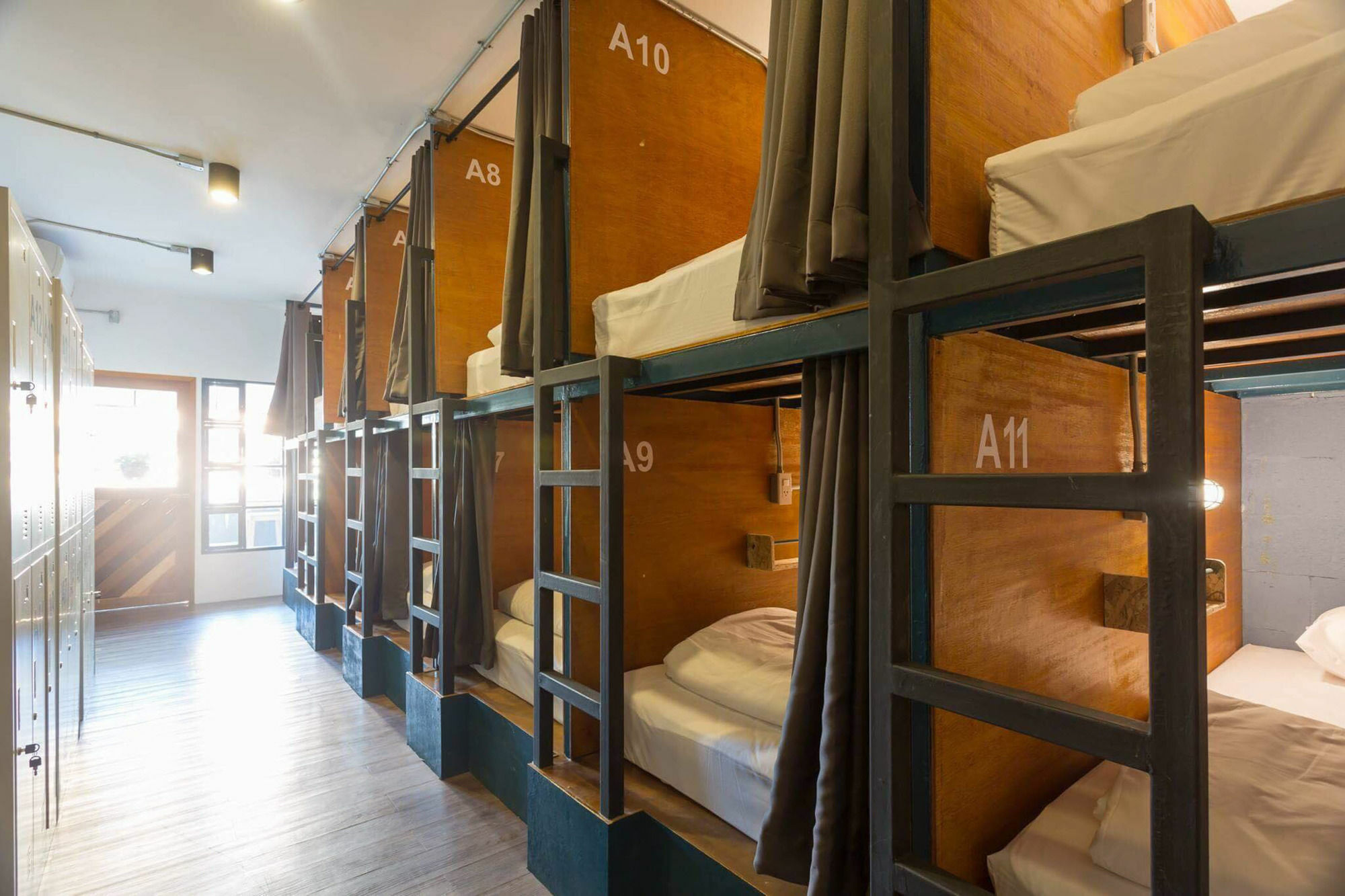 צ'יאנג מאי Funwahn Hostel And Cafe מראה חיצוני תמונה