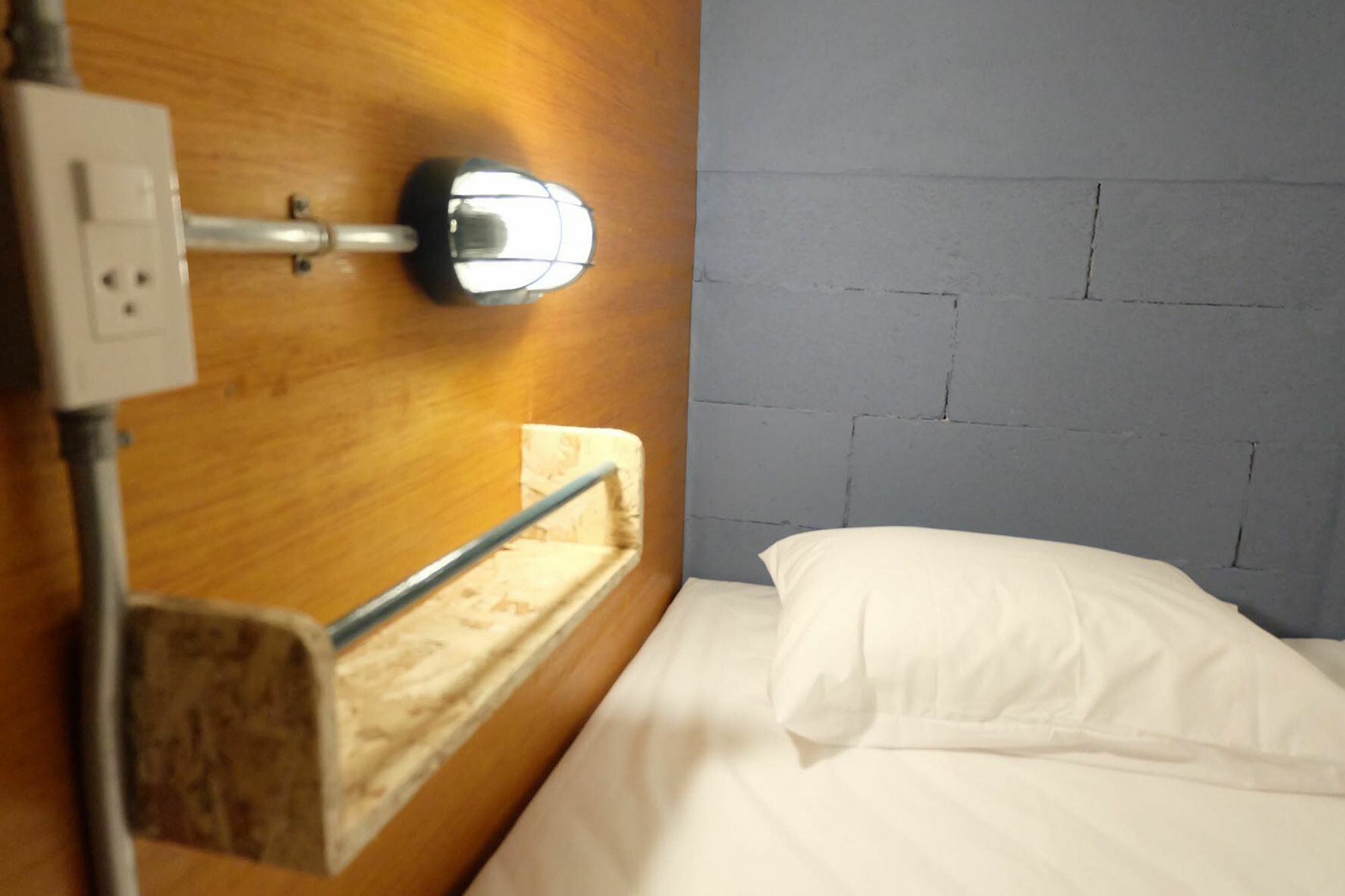 צ'יאנג מאי Funwahn Hostel And Cafe מראה חיצוני תמונה